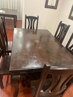 Dinning Table