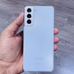 Samsung Galaxy S22 Plus 256GB Unlocked On 🥳🎄Christmas Sale For $235