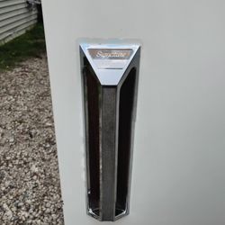 Signature Deluxe Freezer
