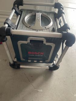 Bosch Power Box Jobsite AM/FM Radio