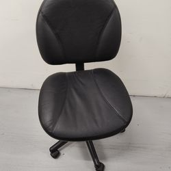 Black Leather Office Chair