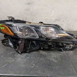 2021-2022-2023-2024 TOYOTA CAMRY RIGHT HEADLIGHT OEM USED #9716