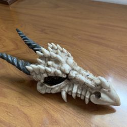 Small Dragon Skull 