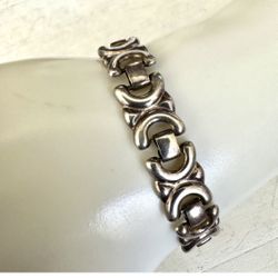 Silver Tone Link Bracelet 