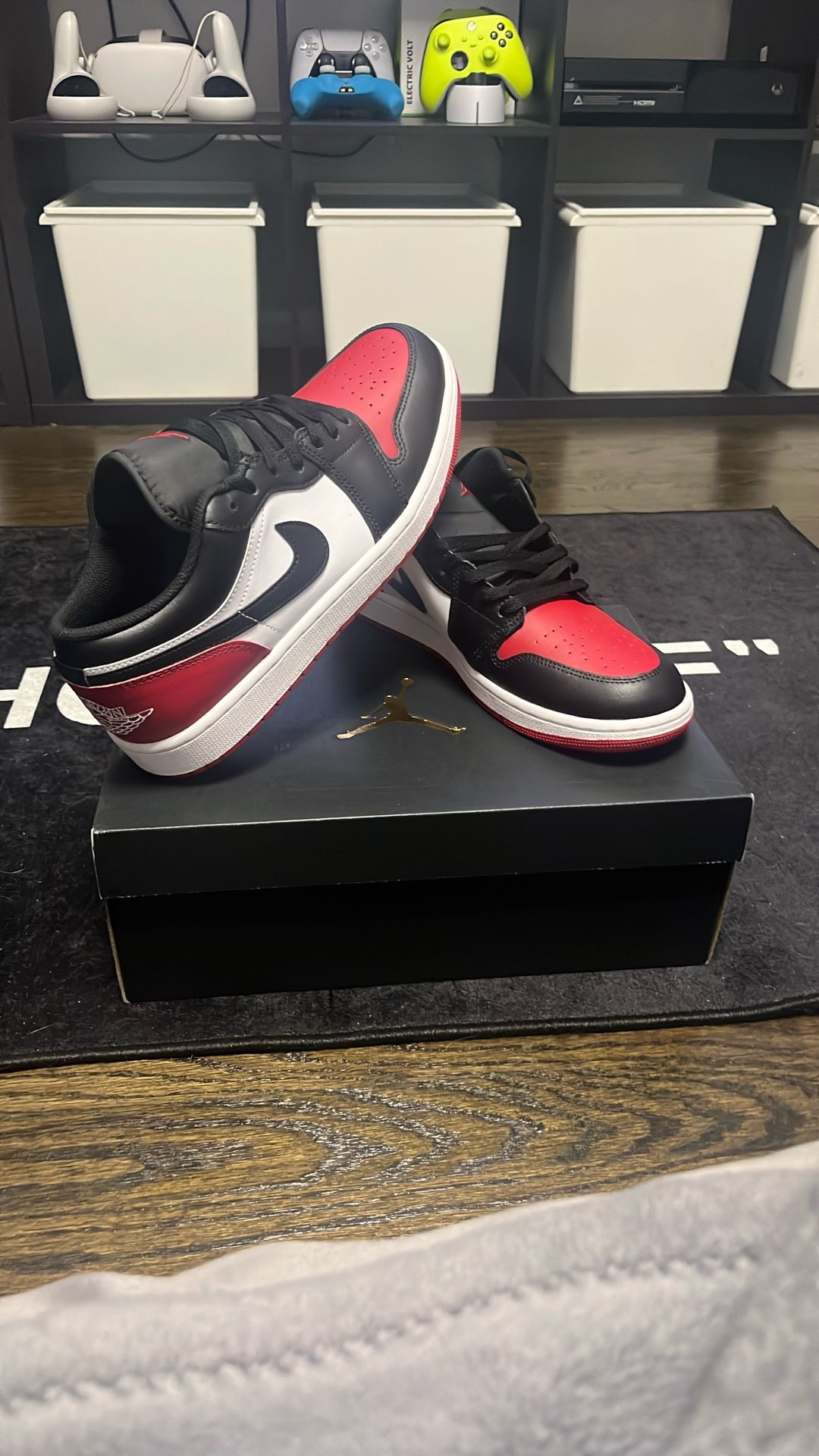 Air Jordan 1 LOW: Chicago