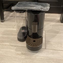 Black Verismo Starbucks Coffee Maker Cash Only !!! PICKUPS ONLY