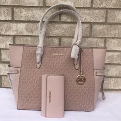 Michael Kors Purse And Wallet 