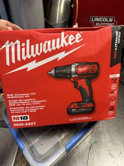 Drill milwaukee