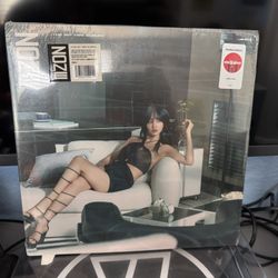 Jihyo Zone Melon Vinyl Target Exclusive (2023)