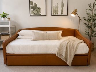 Cognac Daybed