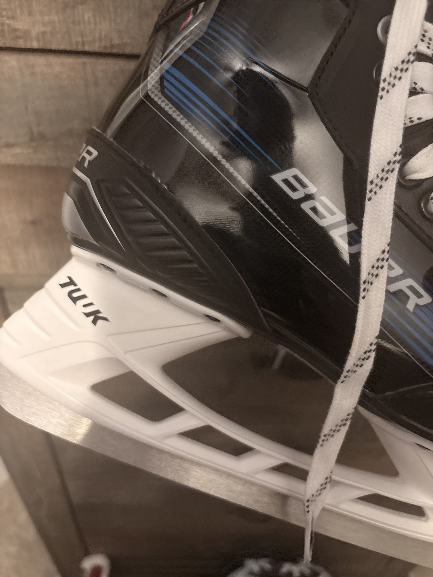 Bauer X – Size 7.5 – Lightly Used