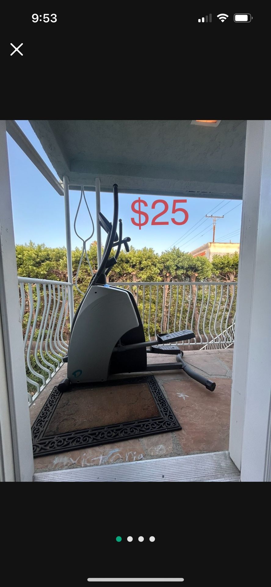 Elliptical - older model. Manual use only.