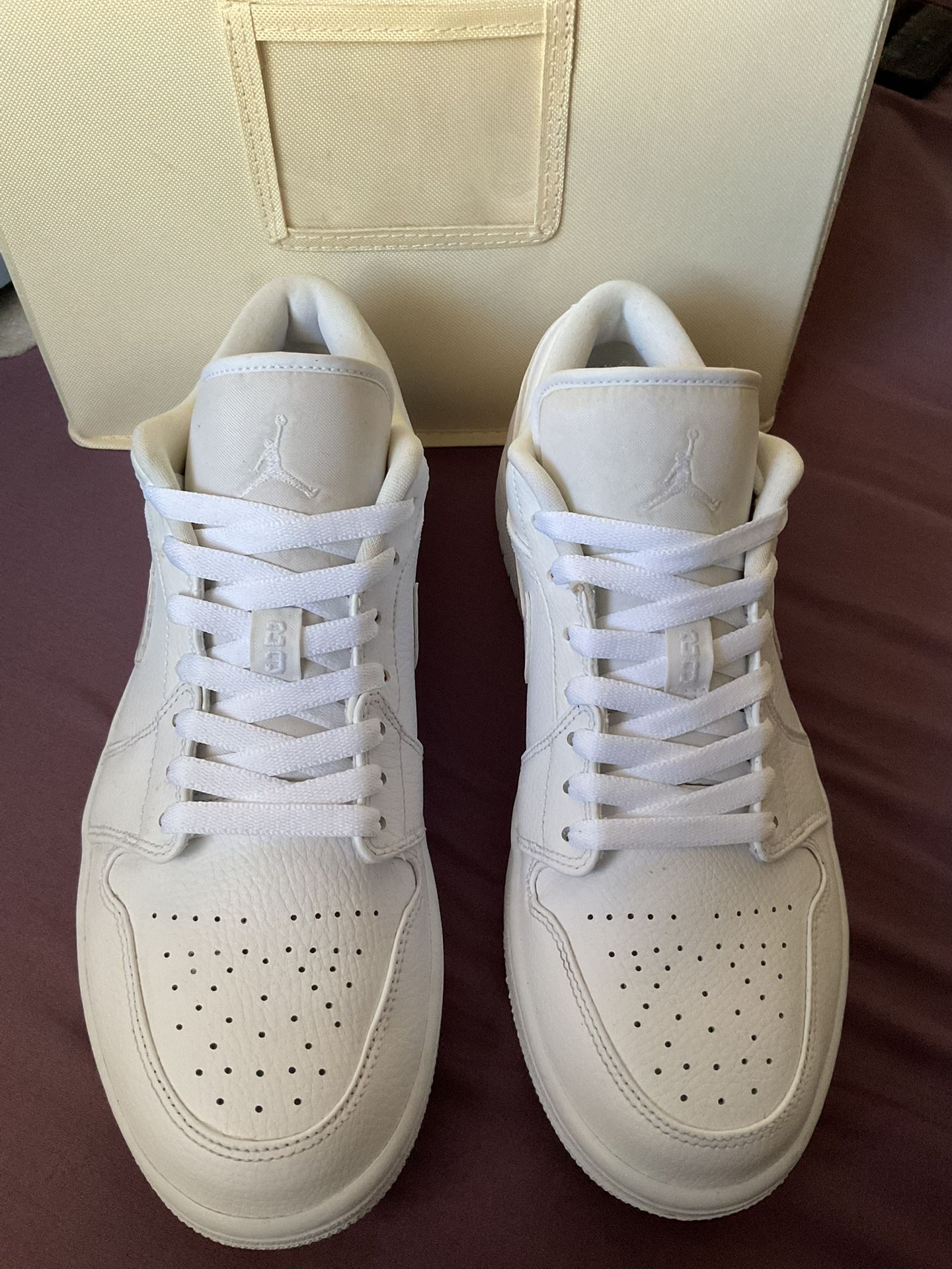 Nike Jordan 1 Low Men’s 9.5