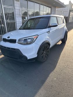 2017 Kia Soul clean title Smog in hand