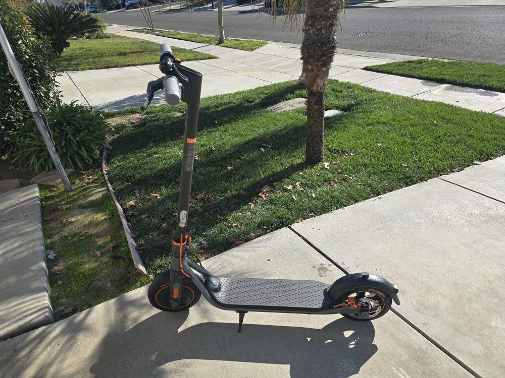 Segway Ninebot F35 Electric Scooter 