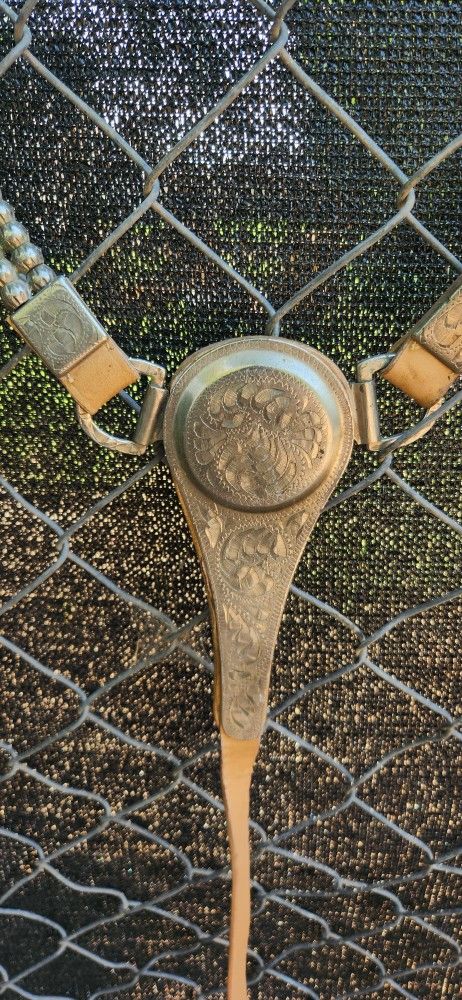 Silver And Pink Vintage Tack Set