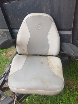 arens chair for a zero trun mower