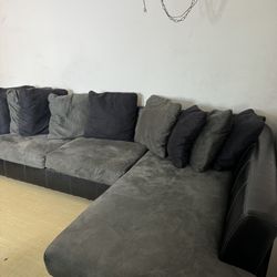 GREY COUCH SET 