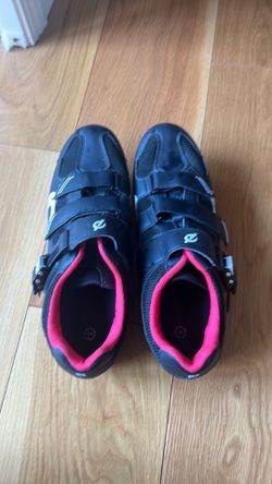 Used once Peloton cycling shoes size 46 (store price $125)