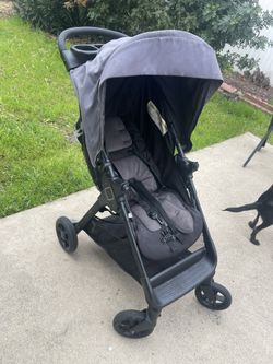 Stroller 