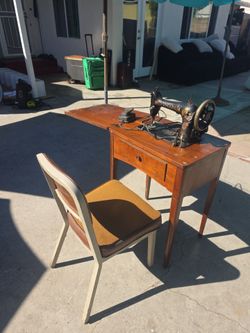 Vintage Singer Sewing Machine