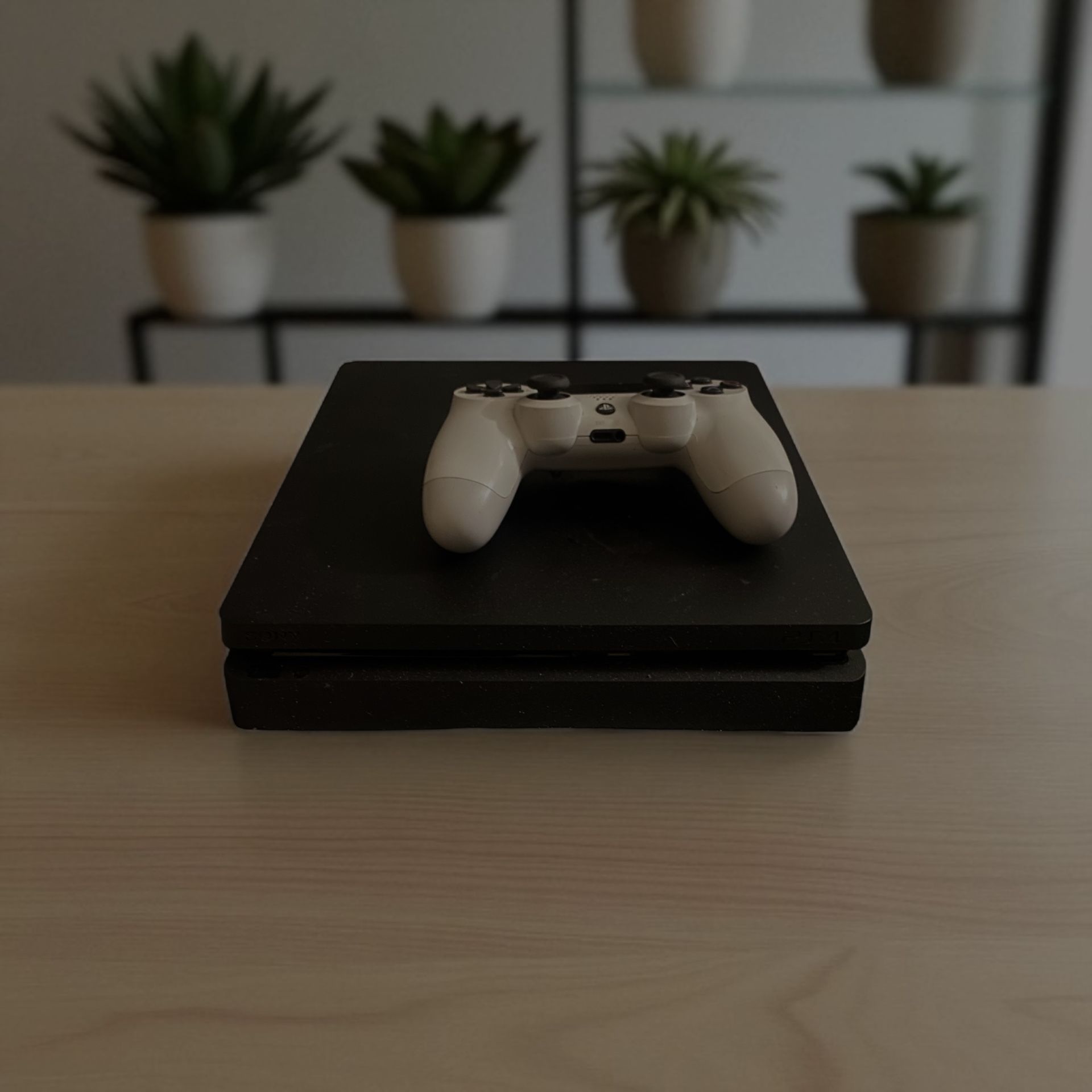 PS4 SLIM 1TB