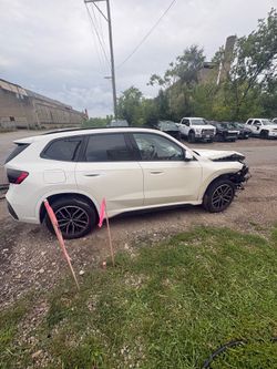 2023 BMW X1