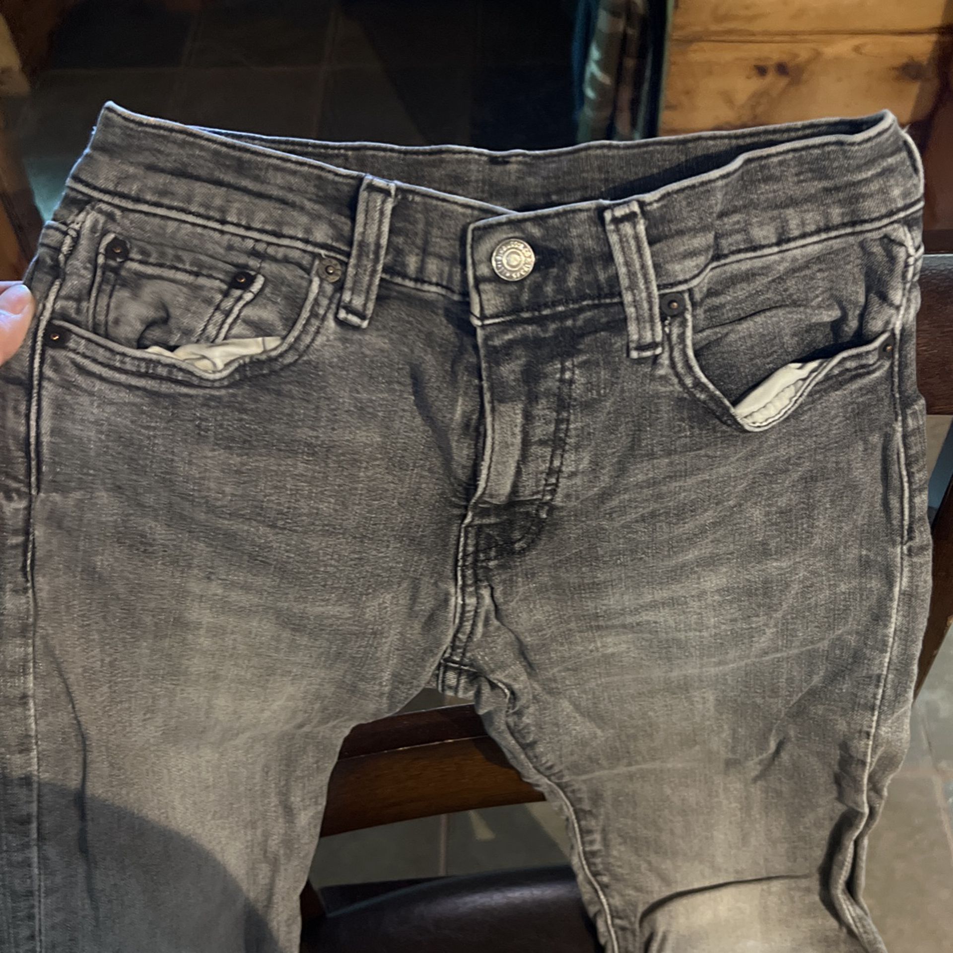 Levi Grey Denim Jeans 29w X 32l