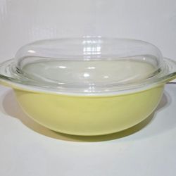 Pyrex Mustard Yellow 2 Qt Casserole Dish 024 With Lid Vintage Kitchenware