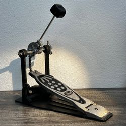 Pearl Eliminator P-2000C Single Bass Drum Kick Pedal Missing Spring For Parts