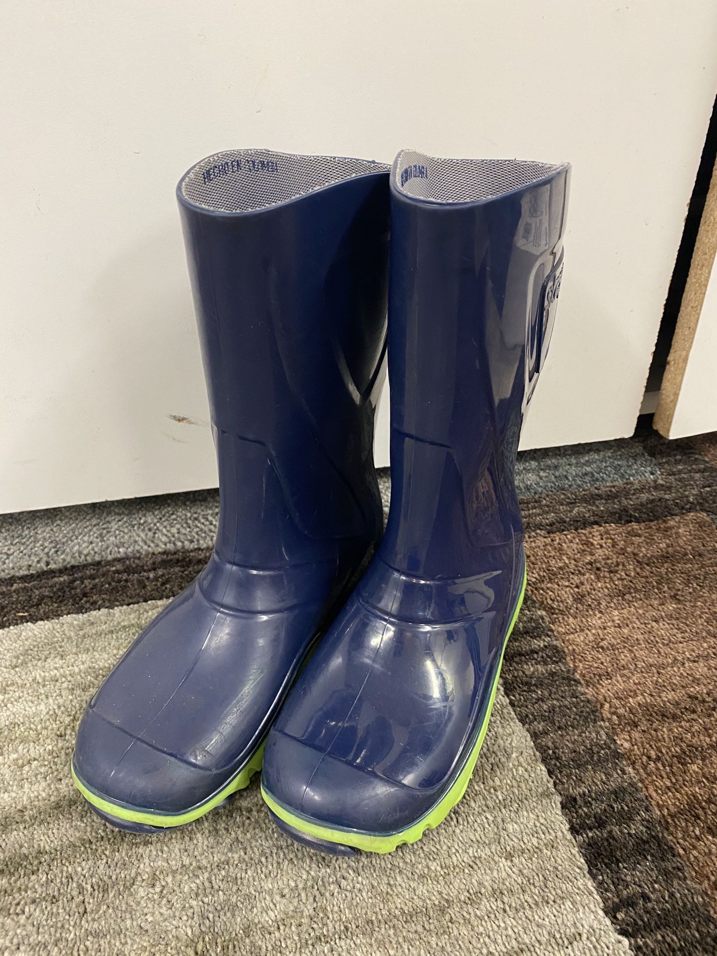Rain Boots For Boys Size 32