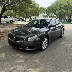 2012 Nissan Maxima