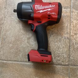 Milwaukee High Torque Impact Wrench 