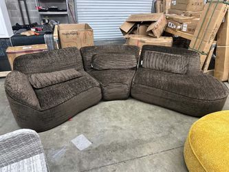 Christopher Knight Home - Modern 3-Piece Curved Sectional Sofa Set with Fully Compressed Right Hand Facing & Chaise Lounge