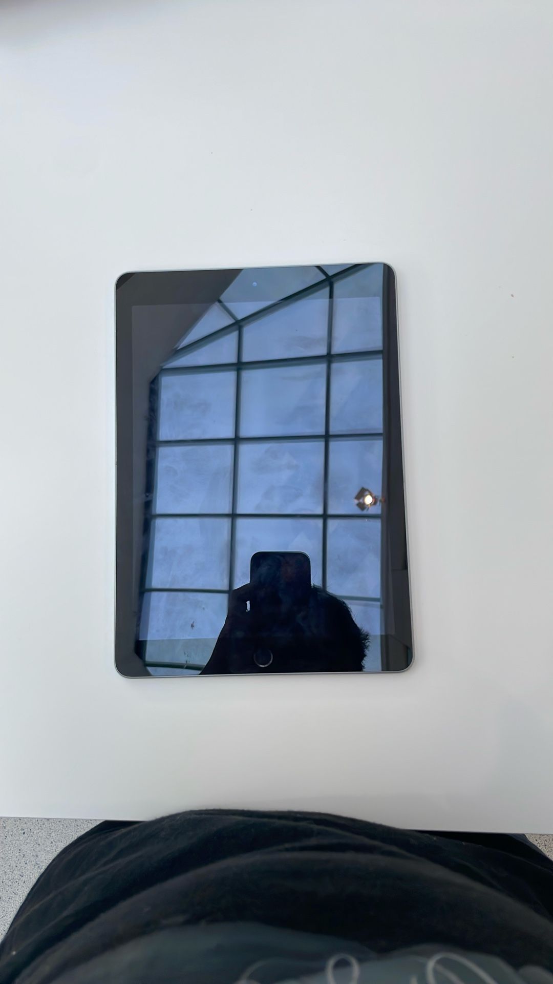 Brand New iPad Never Used 35 Bucks