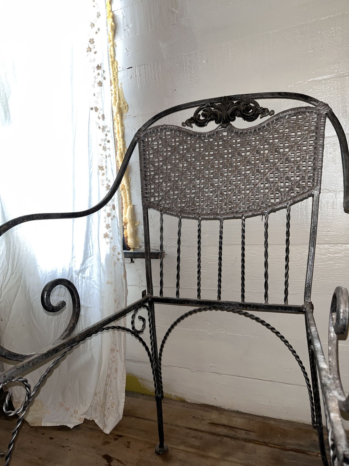 BRAND NEW QUALITY METAL AND RATTAN CHAIR FRAME