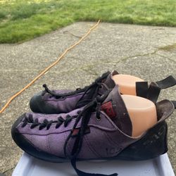 Vintage 5.10 Five Ten Stealth C4 Mens Purple Suede Rock Climbing Shoes Size 10.5