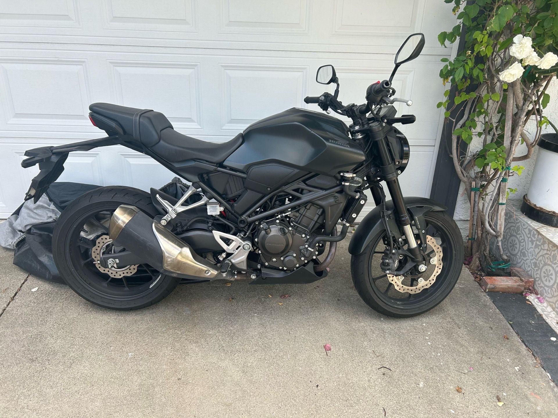 Honda CB 300