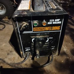 Chicago Electric Arc Welder 