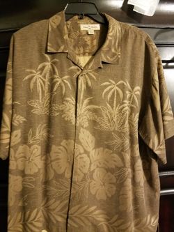 3 Tommy Bahamas like New