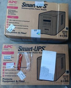 APC Smart-UPS SMT750C Battery Backup & Surge Protector with SmartConnect

