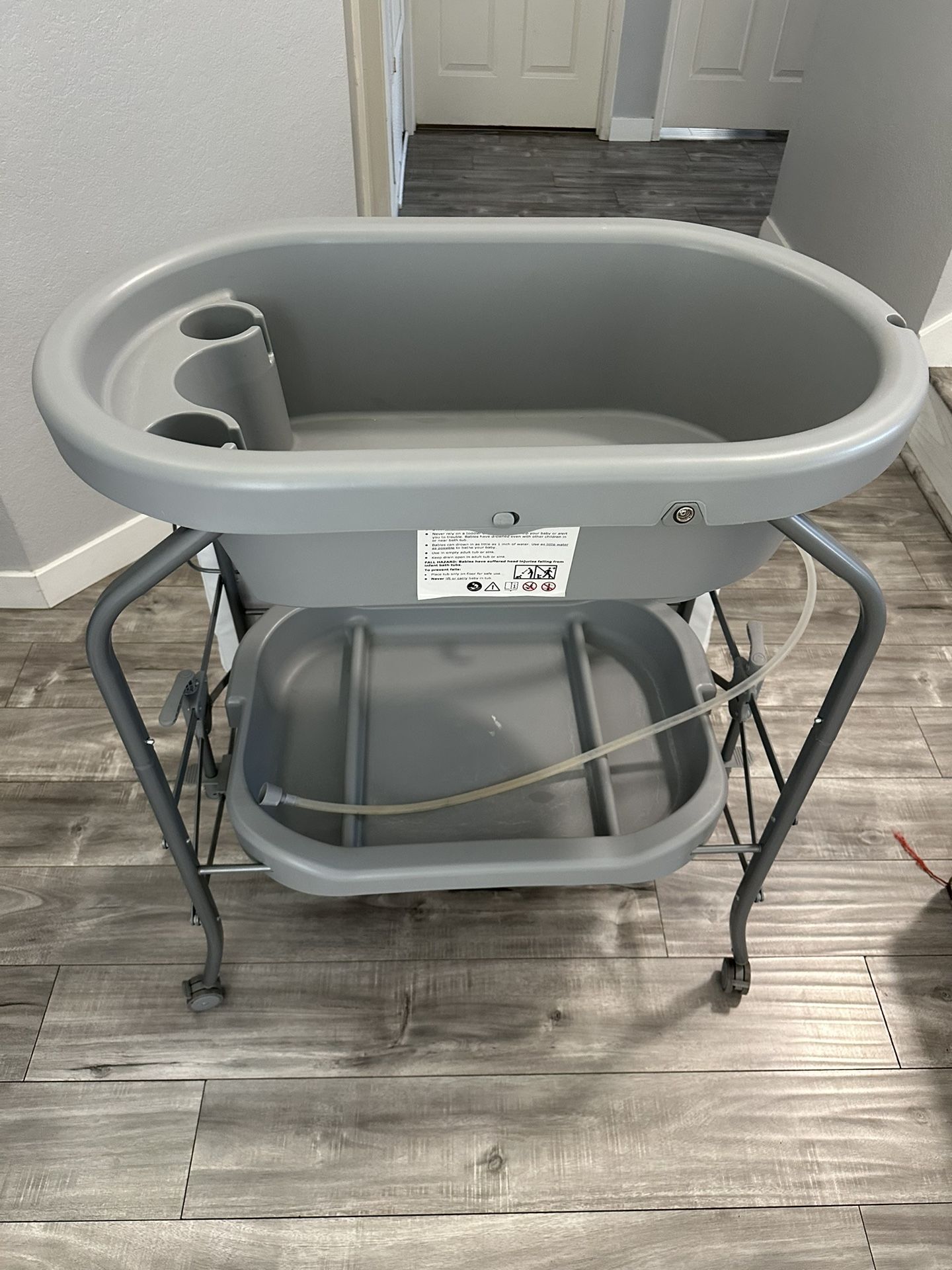Bathtub With Changing Table
