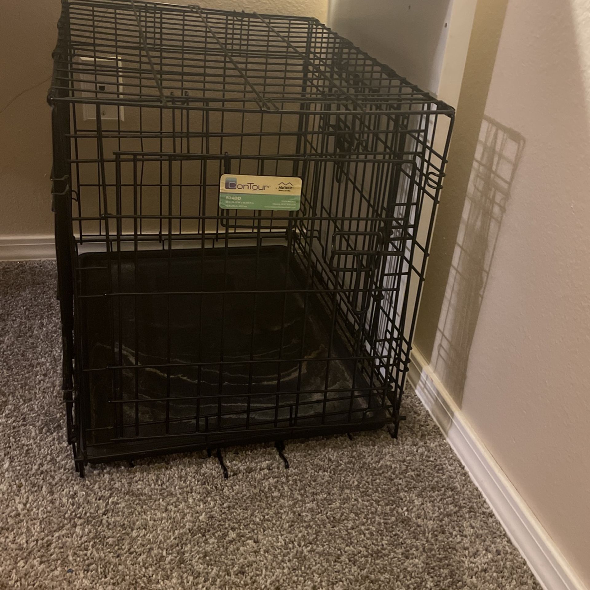 Contour Dog Crate