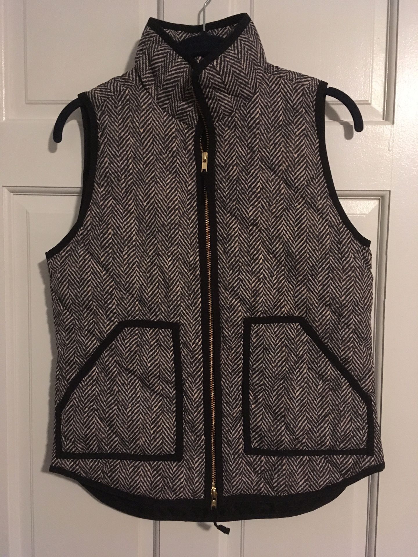 J. Crew Factory puffer vest black/cream- XS, New!