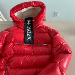 KITH X MONCLER RED PUFFER JACKET SIZE