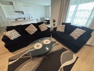 Black Sofa’s (2)