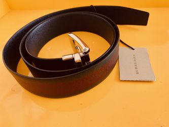 New Burberry Belt (size 32-34)