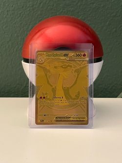 Gold charizard Pokémon card