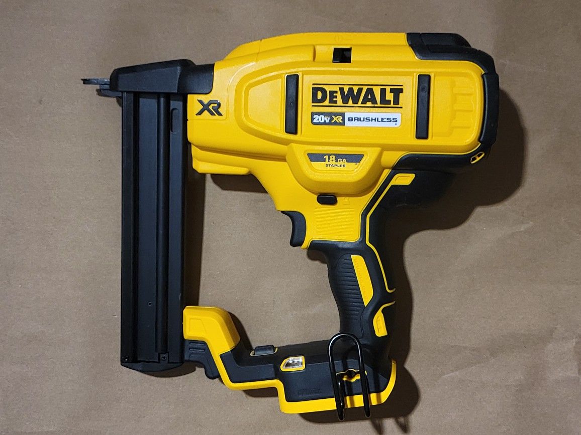Dewalt 20v 18G Crown Narrow Stapler (Tool-Only)
