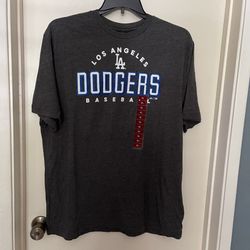 Dodgers T-shirt Mens Size Large only